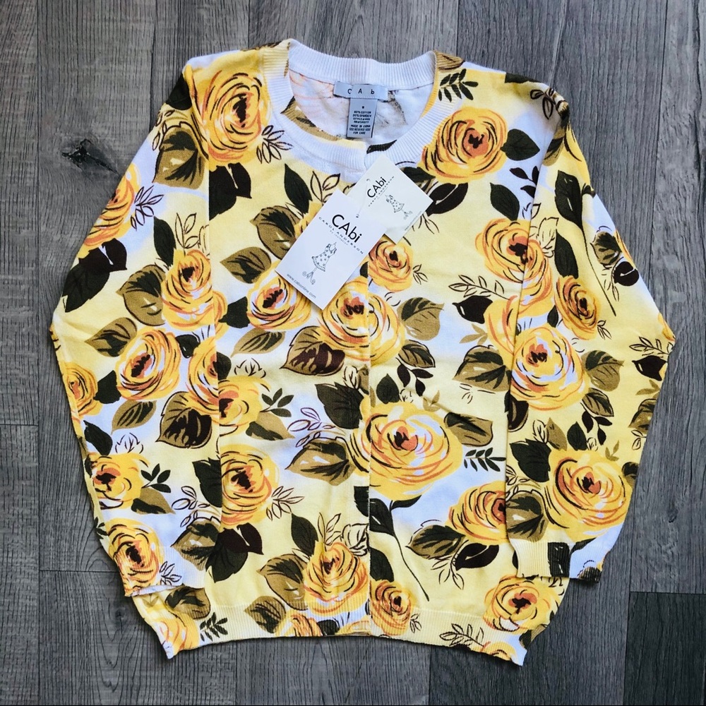 🆕CAbi Rose Yellow Print Snap Crop Cardigan 3/4 Sl - Picture 2 of 7